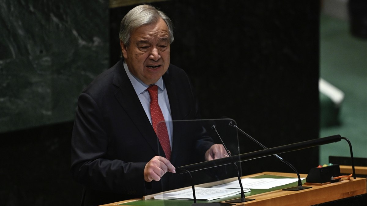 Antonio Guterres: Dünya, Lübnan’ın yeni bir Gazze olmasını kaldıramaz
