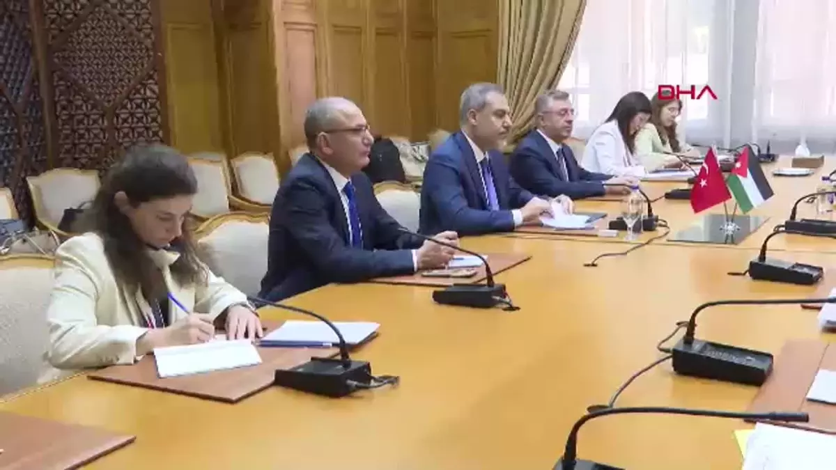 Fidan Kahire’de Dışişleri Bakanlarıyla Görüştü