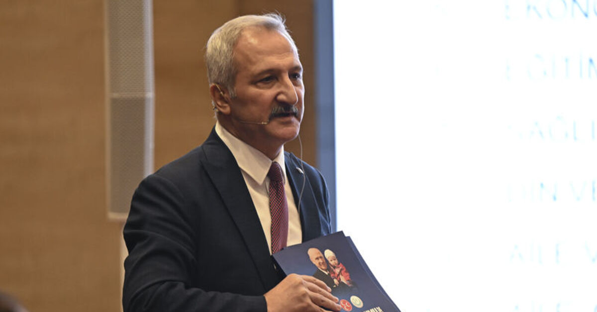 MHP’li Ahmet Selim Yurdakul: Anayasa’daki aile tanımı güncellenmeli