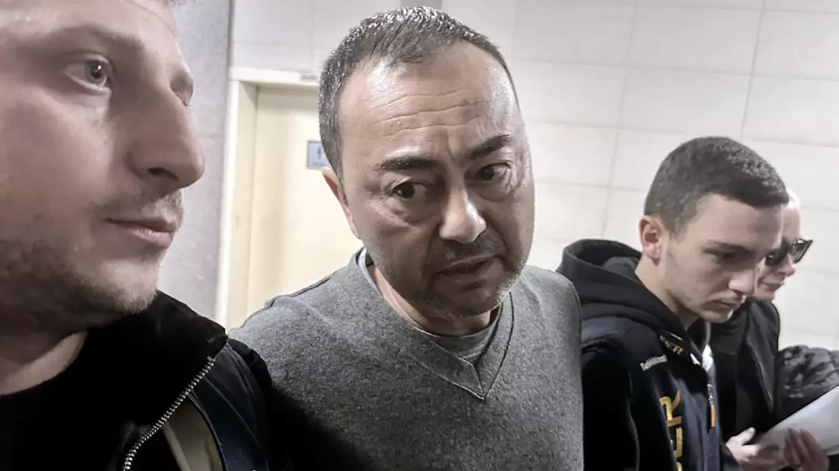 Serdar Ortaç: Malta Adası’ndaki otel açılışında oyuna getirildik