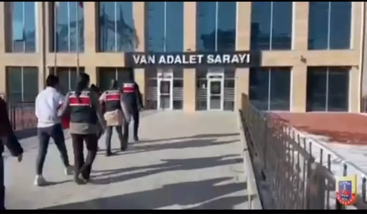 Van ve İzmir’de Siber Şantaj Operasyonu: 11 Gözaltı, 2 Tutuklama
