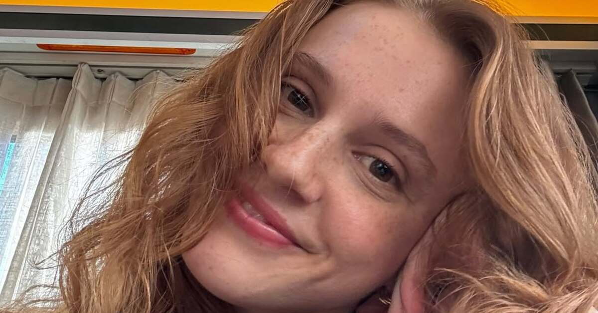 Ahsen Eroğlu, ‘Deha’ya veda etti; “İyi ki geldin Esme’m, şans getirdin”