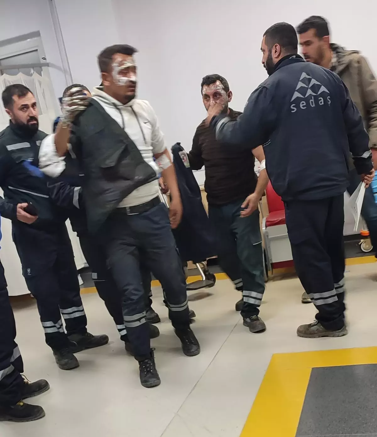 Darıca’da Elektrik Pano Patladı, İki Teknisyen Yaralandı