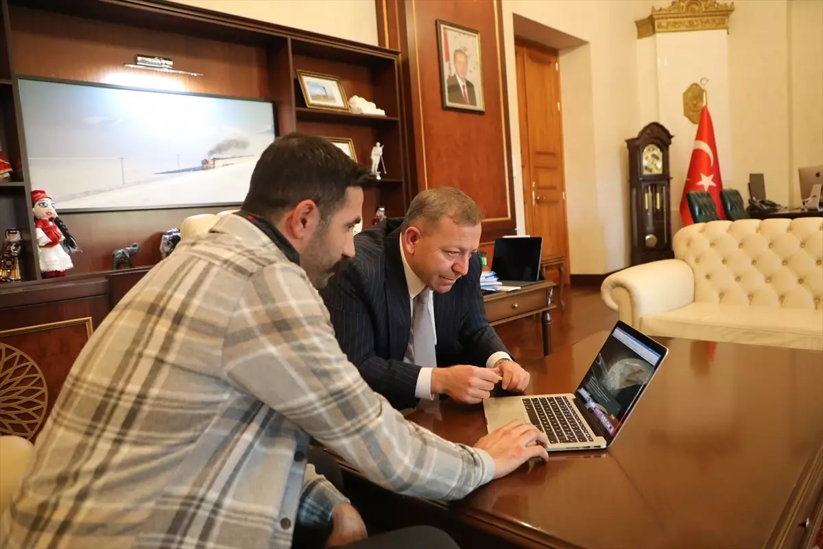 Kars Valisi Polat, Yılın Kareleri Oylamasına Katıldı