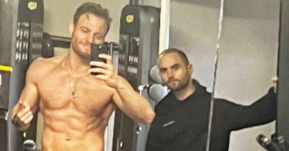 Kerem Bürsin’den spor paylaşımı: “Sıkı çalışıyorum, pes etmiyorum”