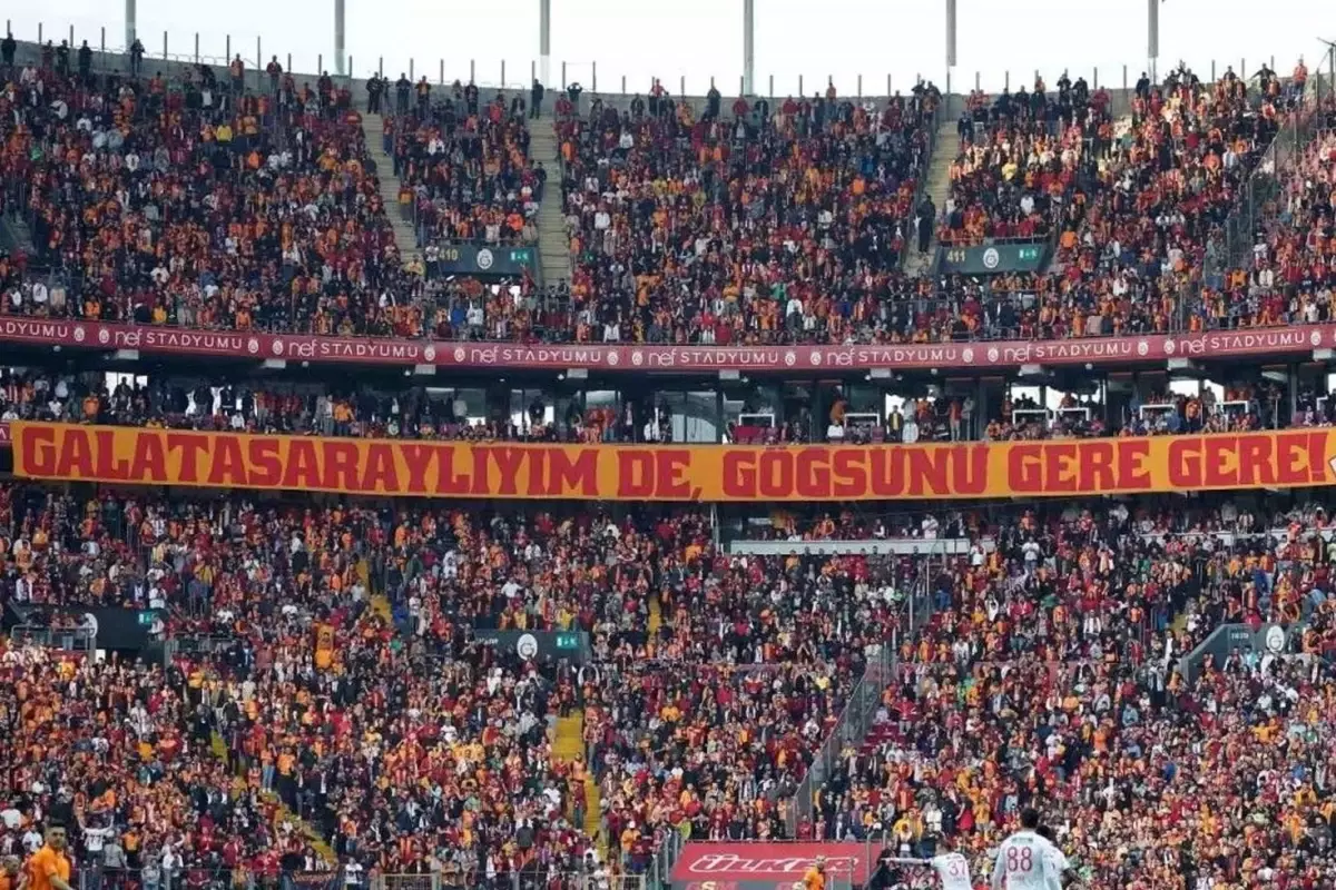 Avrupa’dan elenen Galatasaray’ın ”Günaydın” paylaşımı taraftarı çıldırttı
