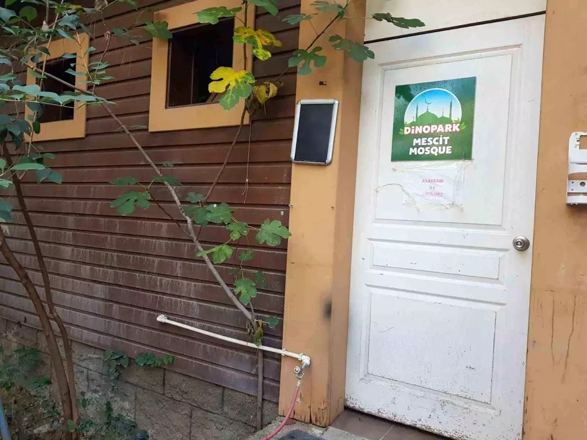 Tema Park’taki Mescit Skandalı