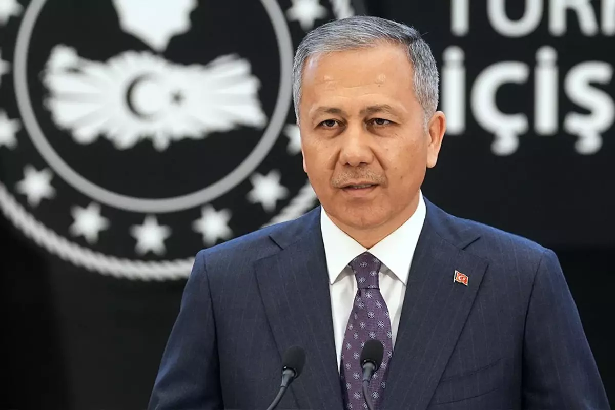 Ali Yerlikaya’dan belediyelere sahipsiz sokak hayvanları için sert uyarı